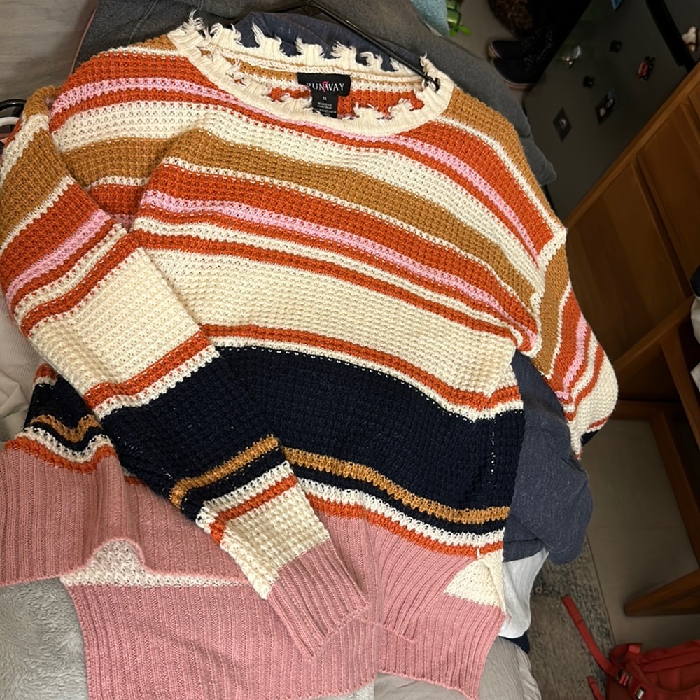 Multi color sweater, perfect for fall!